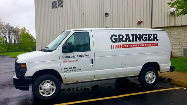 A Grainger service van