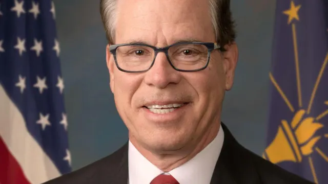 Archival portrait of Mike Braun