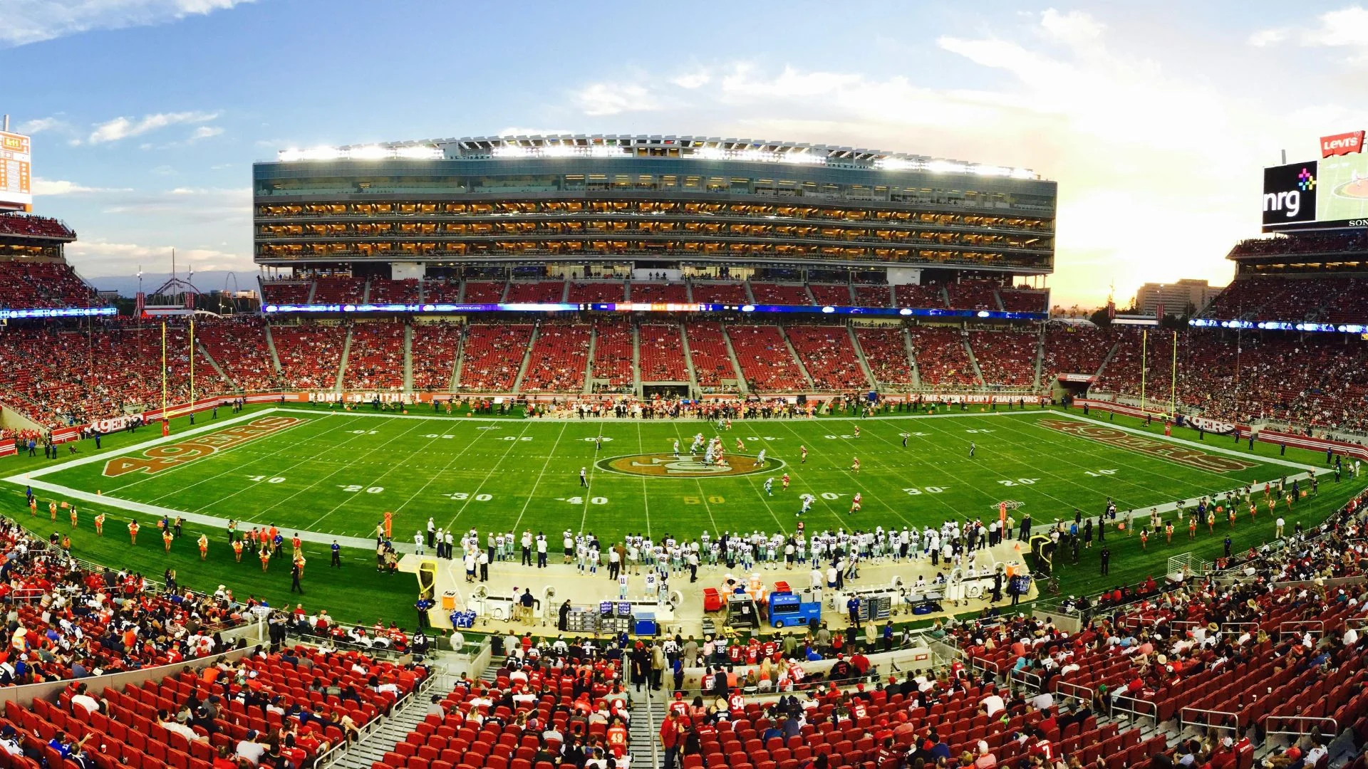 NFL Stadium Wideshot